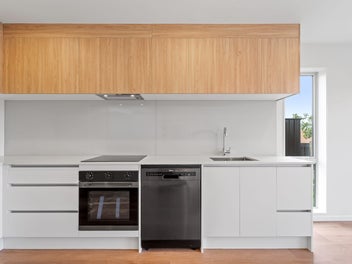 Move-In-Ready 3 Beds in Glen Eden - Now $699,000!