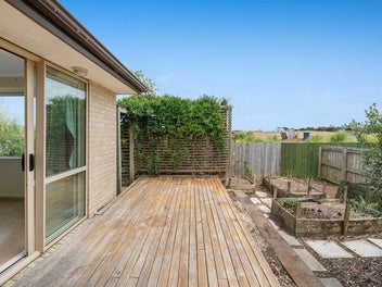 Image 1 of 25