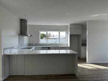 Completed Bright and Spacious New Home