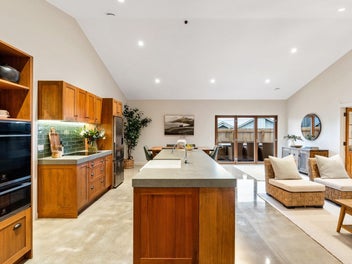 Stylish, Sustainable, Efficient Passive House