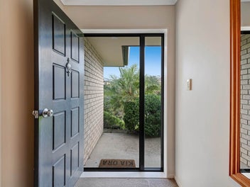 Brick And Tile Beauty In Orewa