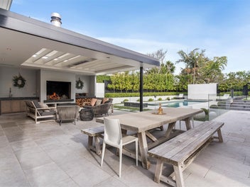One Of North Shores Finest Seaward Side Homes