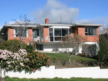 Image 1 of 18