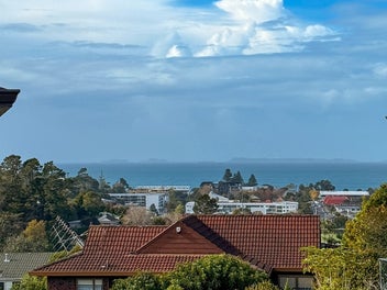 New Build! Private, Peaceful & Perfect Position