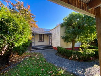 Image 1 of 20
