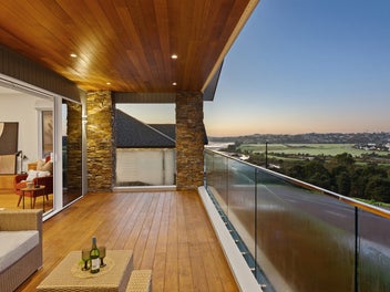 Exquisite Luxury Living - Masterpiece of Elegance
