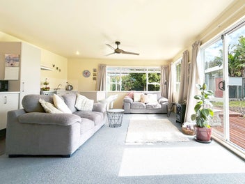 Vendor says SELL! Great home with large section!