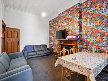 Brick Beauty with Cashflow
