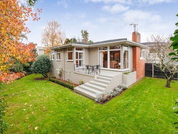 Your piece of prestige Palmy Paradise