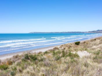 Build, Relax, Repeat: Your Beachside Canvas Awaits