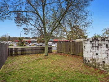 Family sells up their rentals - 76 & 78