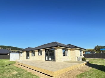 Image 1 of 18