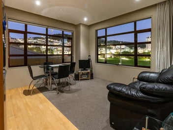 BLUE-CHIP LOCATION & LIFESTYLE
