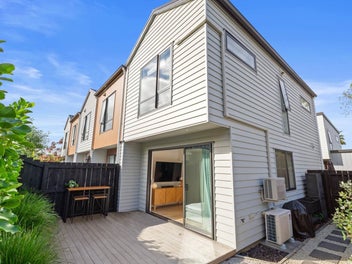 The Perfect Trio: Private, End Unit, Freehold,