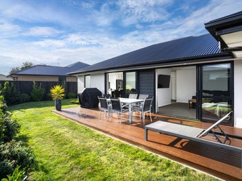 Stunning Home in Prime Location!