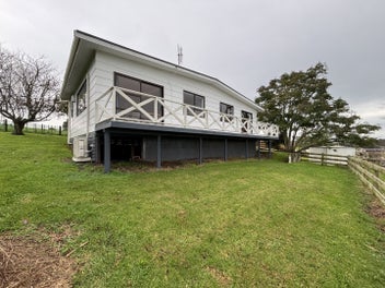 Image 1 of 20