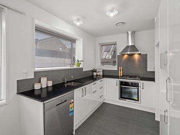 Charming Riccarton Abode Awaits