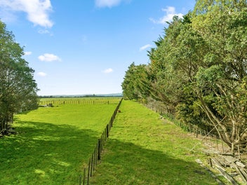 15.7ha (more or less) Panoramic Views