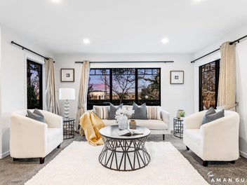 5-Bed Brick Beauty in Mount Albert
