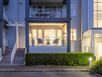 Effortless Elegance by the Sea - Orewa