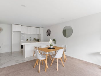 Modern, Low-Maintenance Living in a Prime Location