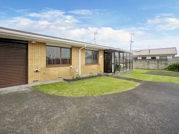 Image 1 of 18