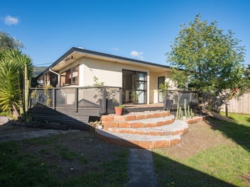 Prime Richmond Location with a ¼ Acre Section