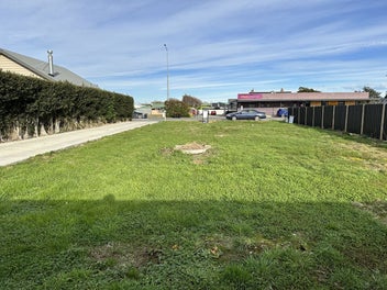Image 1 of 8