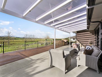 The Complete Package - 5 bedroom - 4,065m2 land