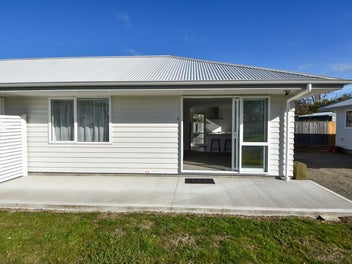 Image 1 of 20