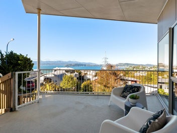 A View Worth Coming Home To!