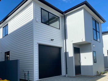 Image 1 of 14
