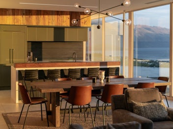 Prestige living – Queenstown Hill masterpiece