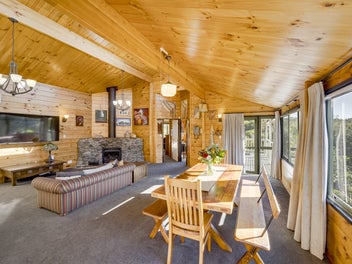 Large Family Home with Pool, Views and Land