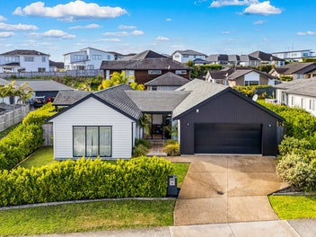Stylish and Spacious Single-Level Living