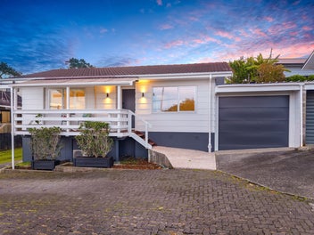 Cosy, Comfortable & Built for Entertaining