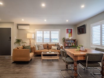 Cosy, Comfortable & Built for Entertaining