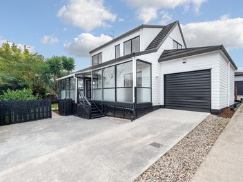 Your Future Awaits. Top Location in Highland Park!