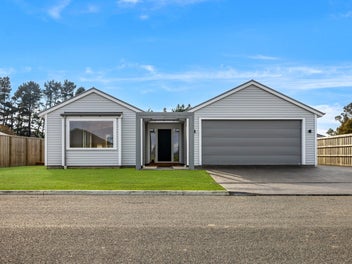 Luxury Living on Plover