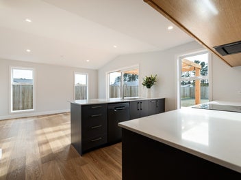 Luxury Living on Plover