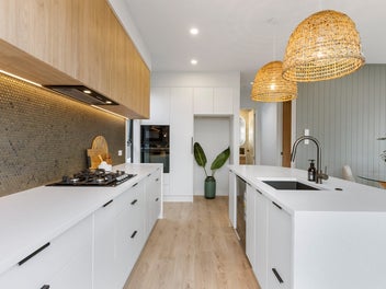 Standalone Luxury in the Heart of Milford