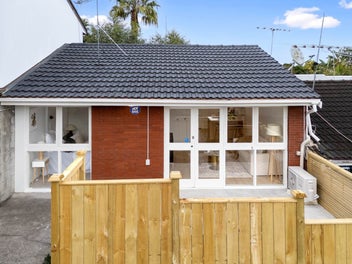 Fully Renovated Gem in Ellerslie