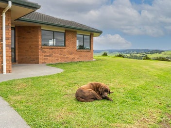 Everything you need with spectacular views!