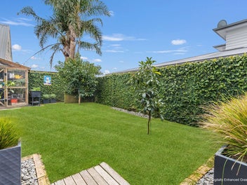 Beachside Living with Dual Accommodation Twist