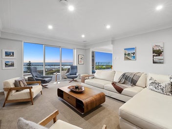 LUXURY AND VIEWS, INCOME POTENTIAL