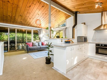 Owners Off to Oz - Your Own Eco Cabin Retreat