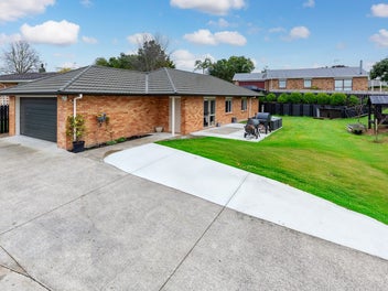 Immaculately Presented Family Home