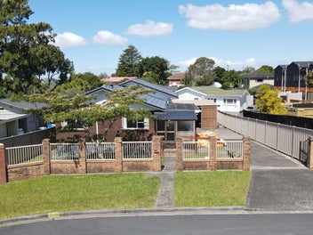 AUCTION NEXT WEEK 24th!! FINAL OPEN THIS WEEKEND