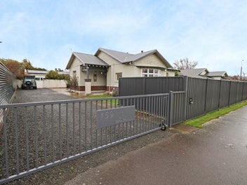 Image 1 of 21