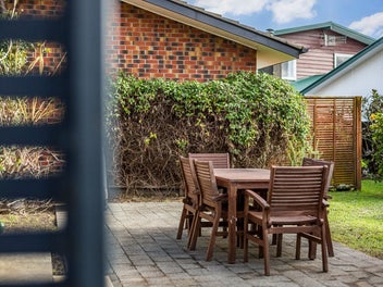Secluded & Well-Presented Home in Popular Avalon